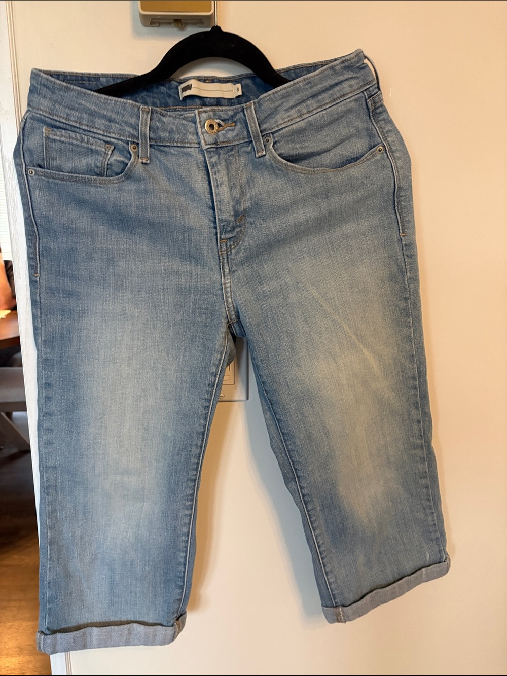 Levis Women's Denim Capri Jeans - size 8